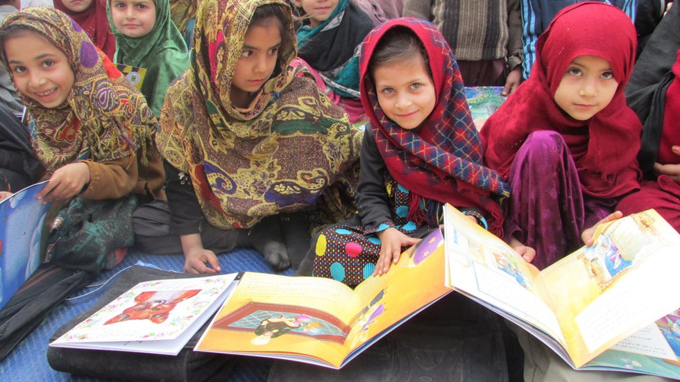 School girls in Pakistan with Hoopoe books